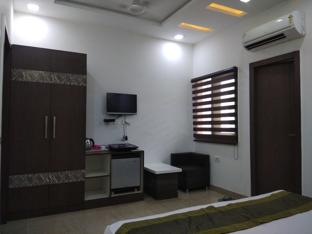 Фото Oyo 12154 Hotel Heaven Resort