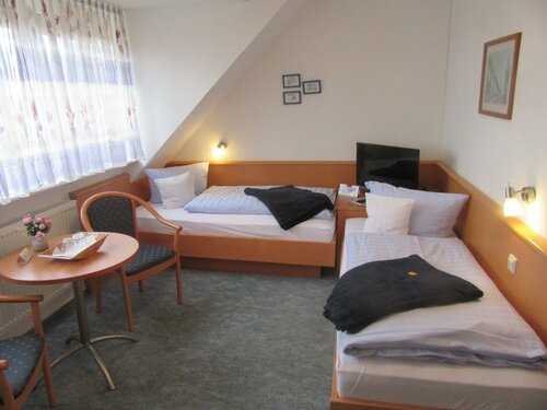 Гостиница Hotel Pension Zum Hanseaten в Боркуме