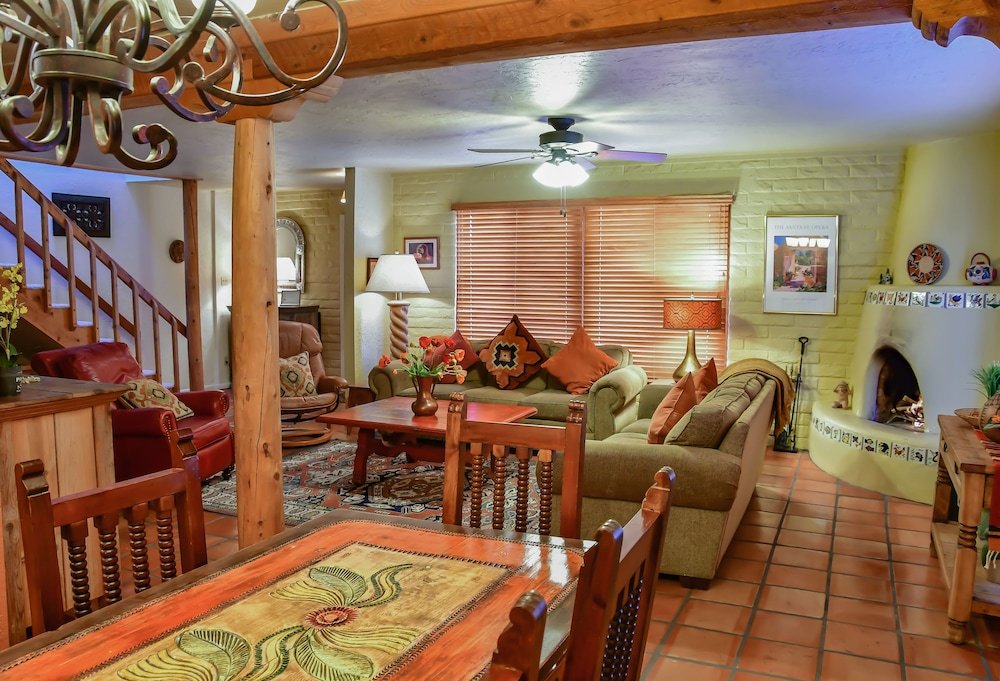 Фото Fort Marcy Hotel Suites by All Seasons Resort Lodging