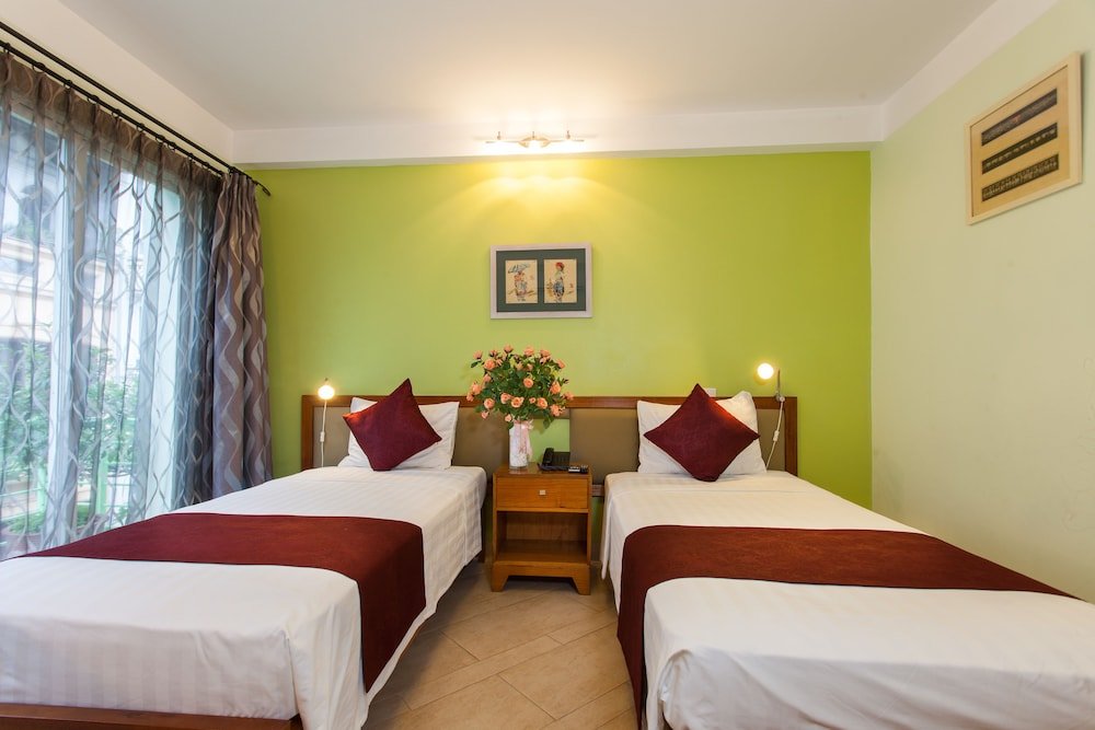 Фото Iris Boutique Hotel