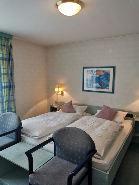 Фото Hotel Deutsches Haus