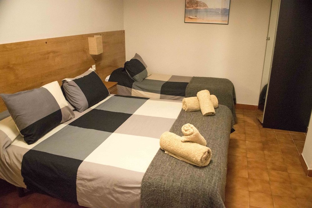 Фото Hostal Alogar