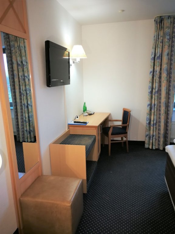 Фото Hotel NearBy