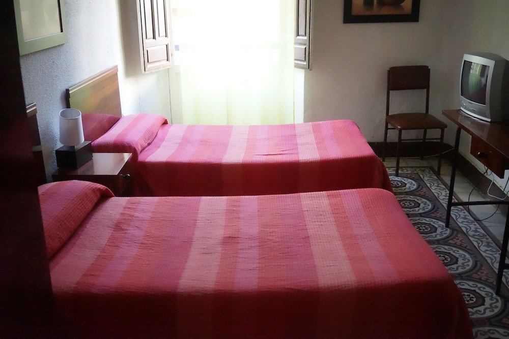 Фото Hostal Pensión Antares