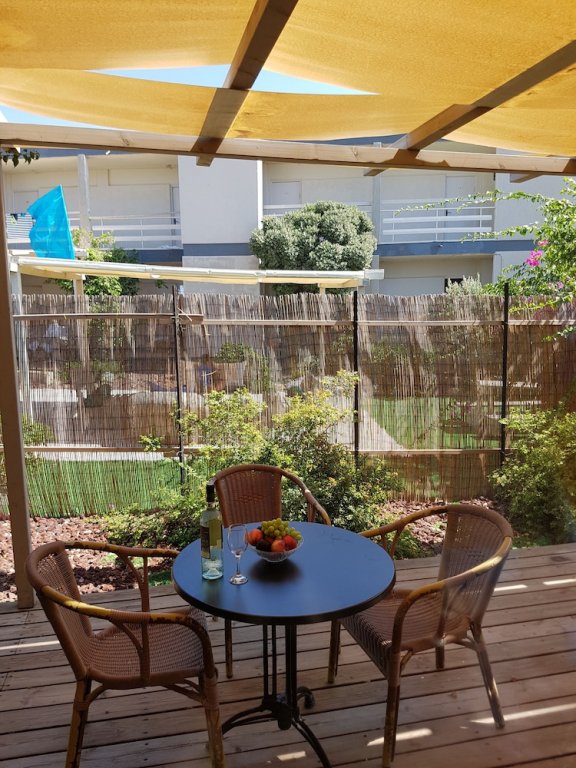 Фото Q Village Hotel