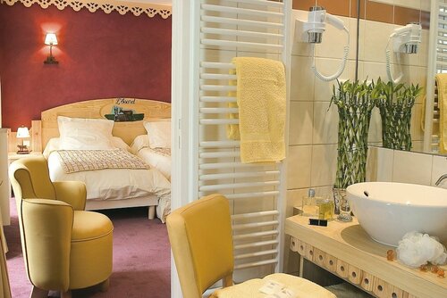 Гостиница Hôtel le Bois Joli в Котрете