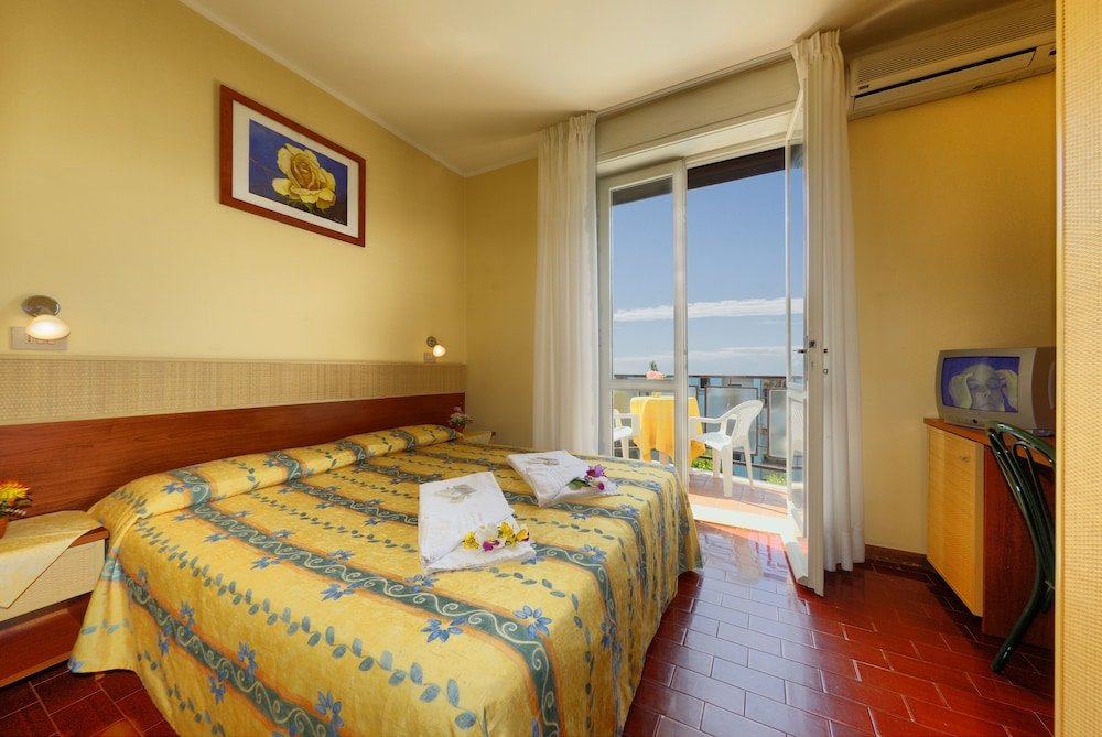 Фото Aparthotel Touring