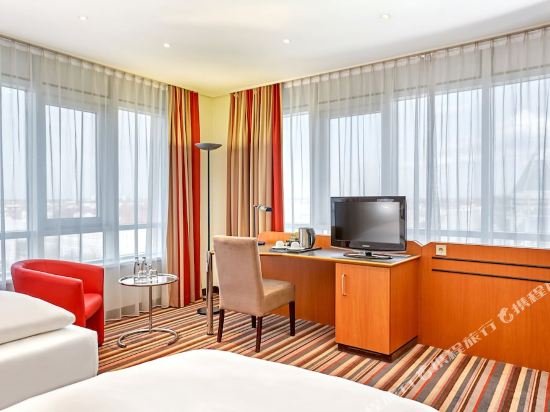 Фото H+ Hotel Leipzig