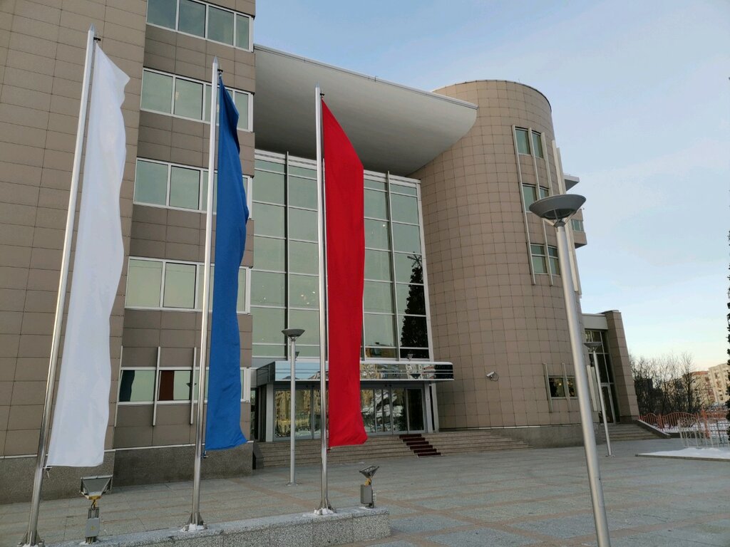 Панорама: Сургутнефтегаз, бизнес-центр, ул. Григория Кукуевицкого, 1, Сургут - Я