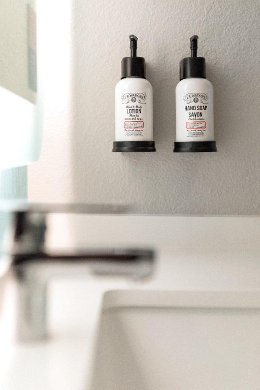 Фото Avid Hotels Orlando International Airport, an Ihg Hotel