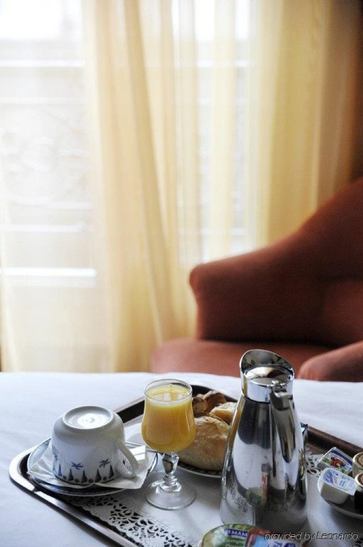 Фото Hotel Waldorf Montparnasse