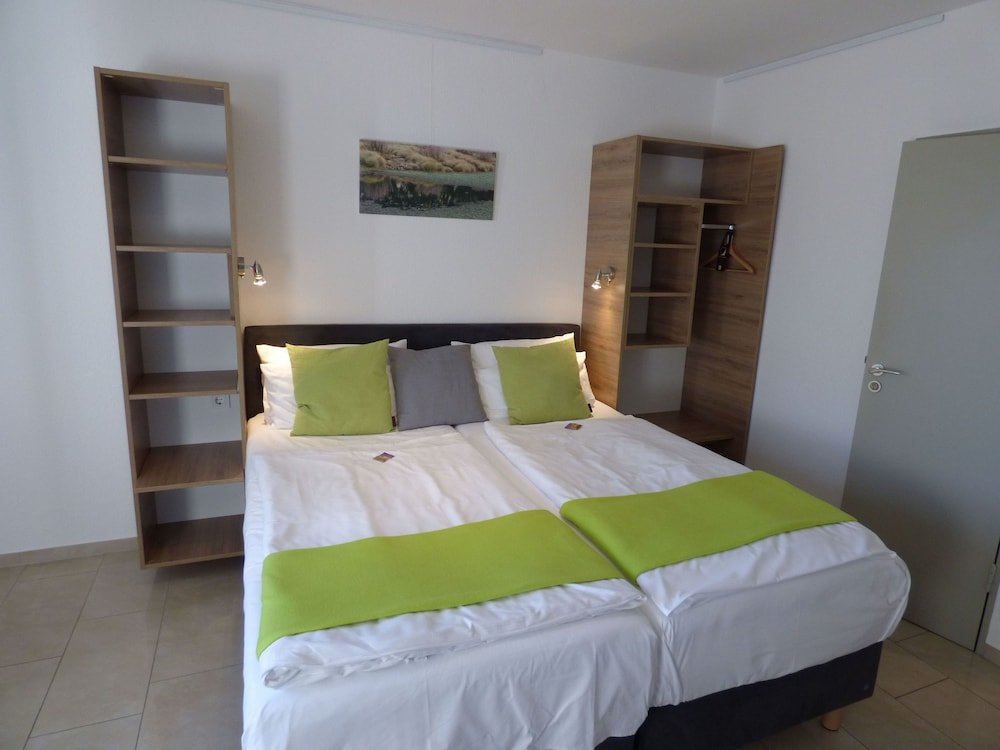 Фото Art Inn Hotel Dinslaken