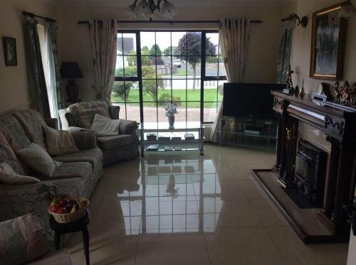 Апартаменты Oakdale Templemore