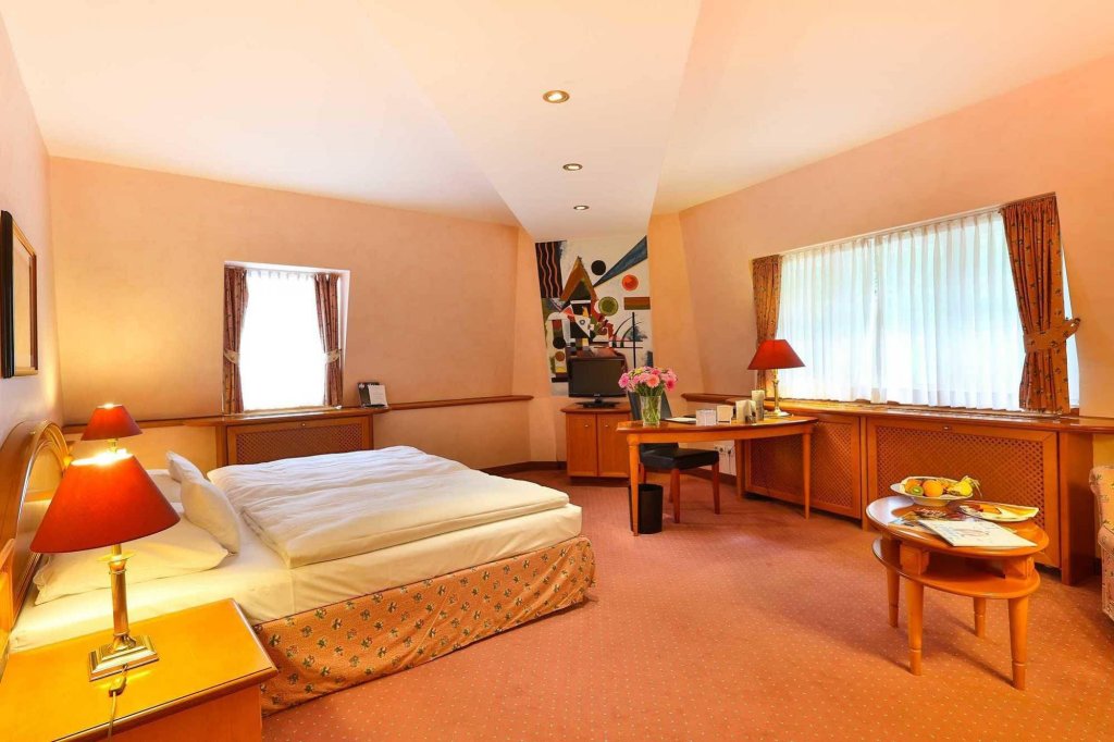 Фото Waldhaus Reinbek