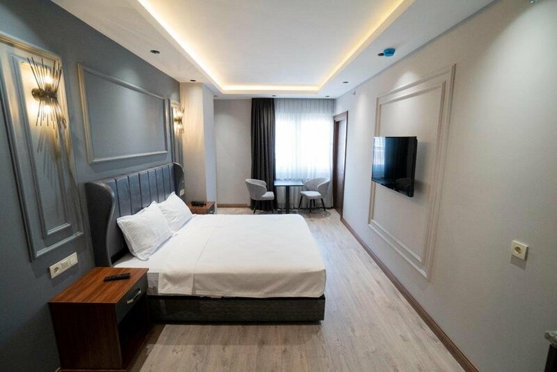 Гостиница Comfort Suites Hotel в Бахчелиэвлере