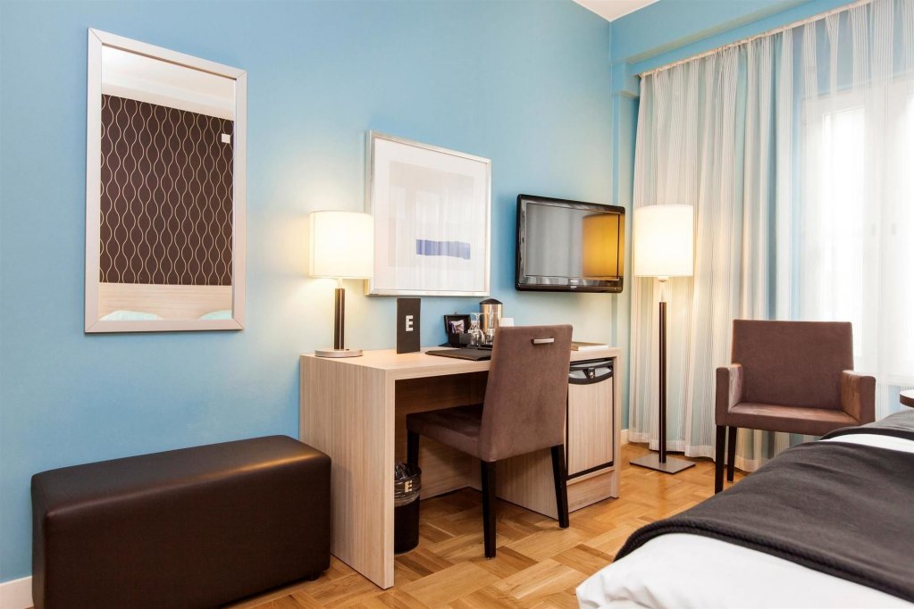 Фото Elite Hotel Marina Plaza