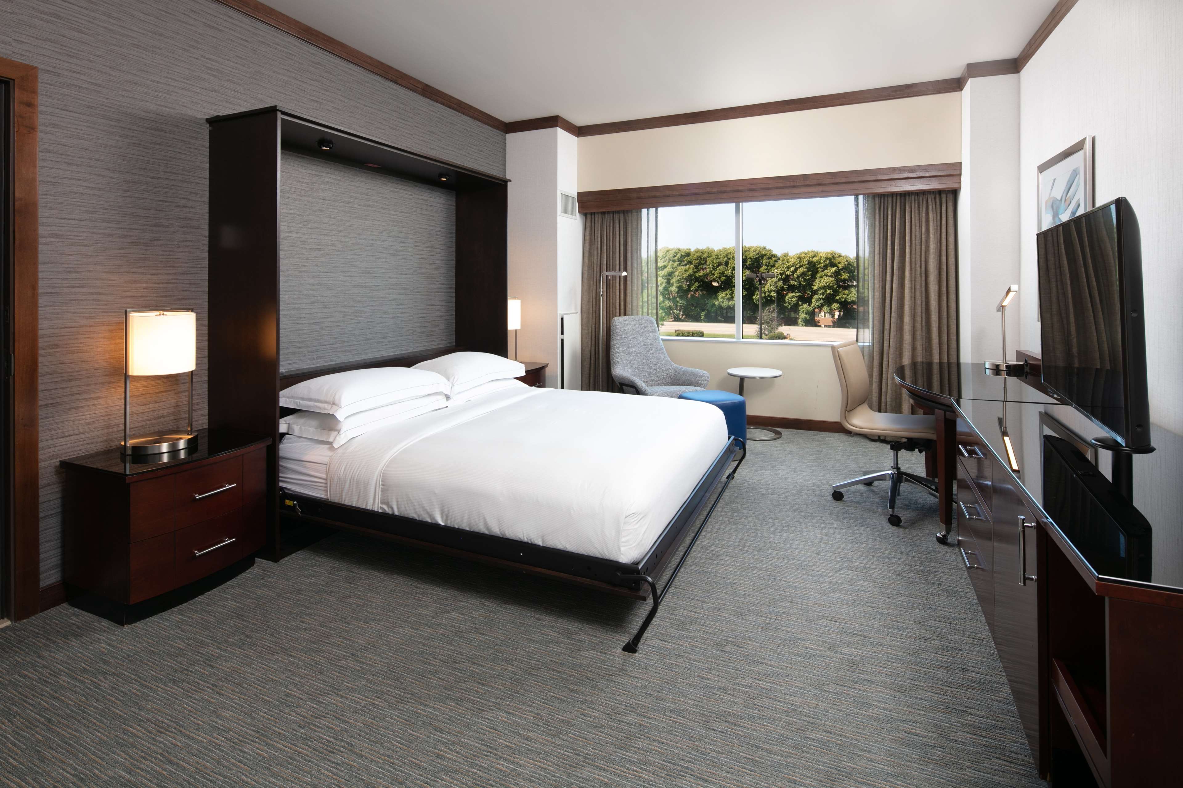 Фото Hilton Minneapolis Bloomington