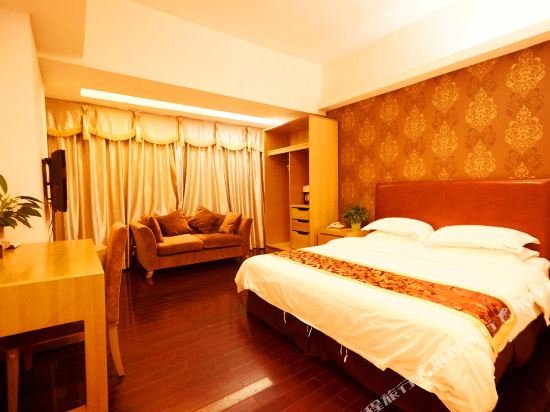 Фото Sunny Apartment Of Grand Continental