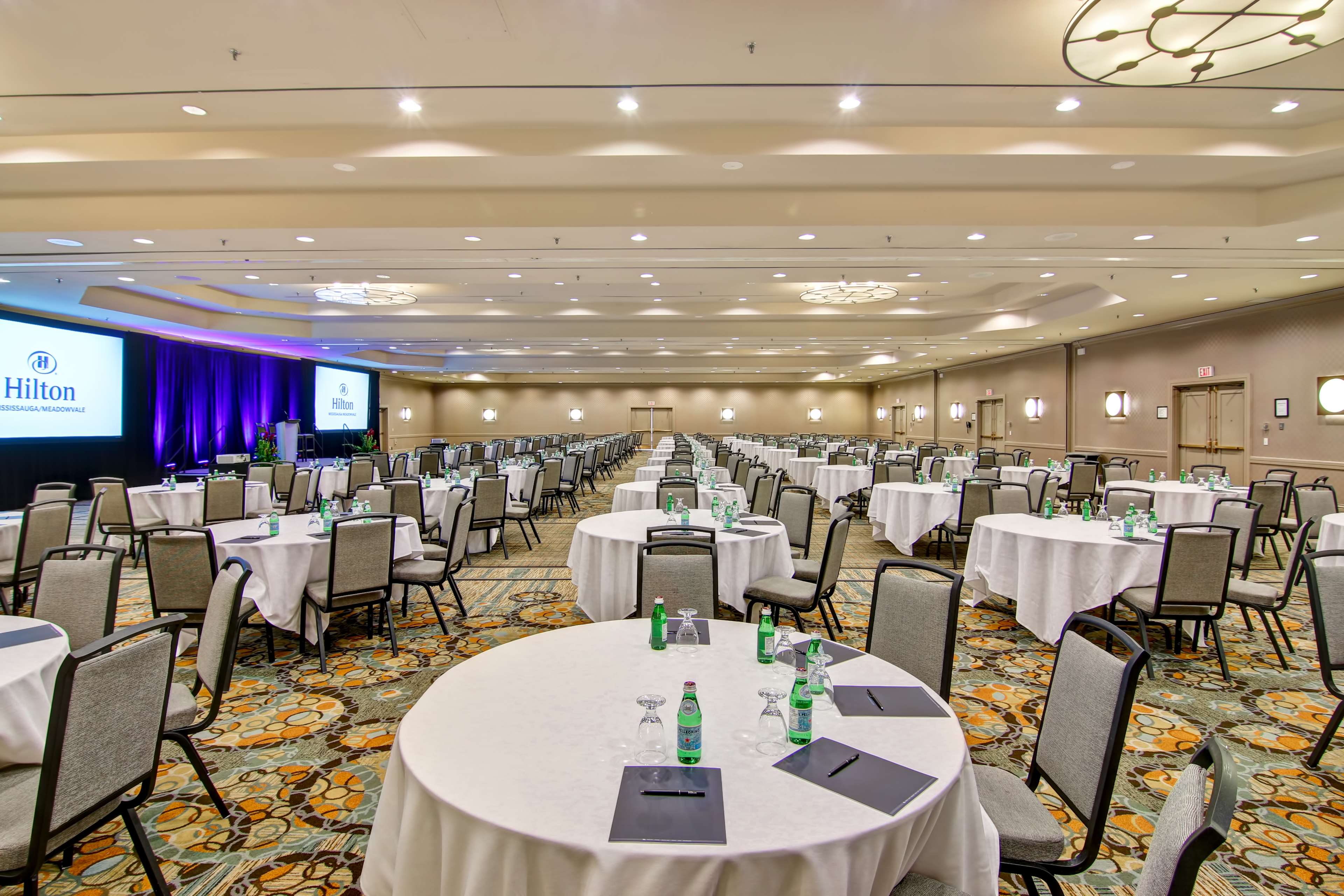 Фото Hilton Mississauga/Meadowvale