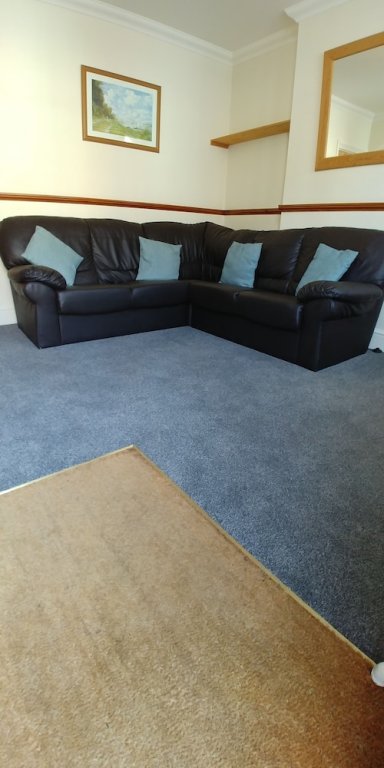 Фото 3-bed House With Superfast Wi-fi, Dw Lettings 15vr