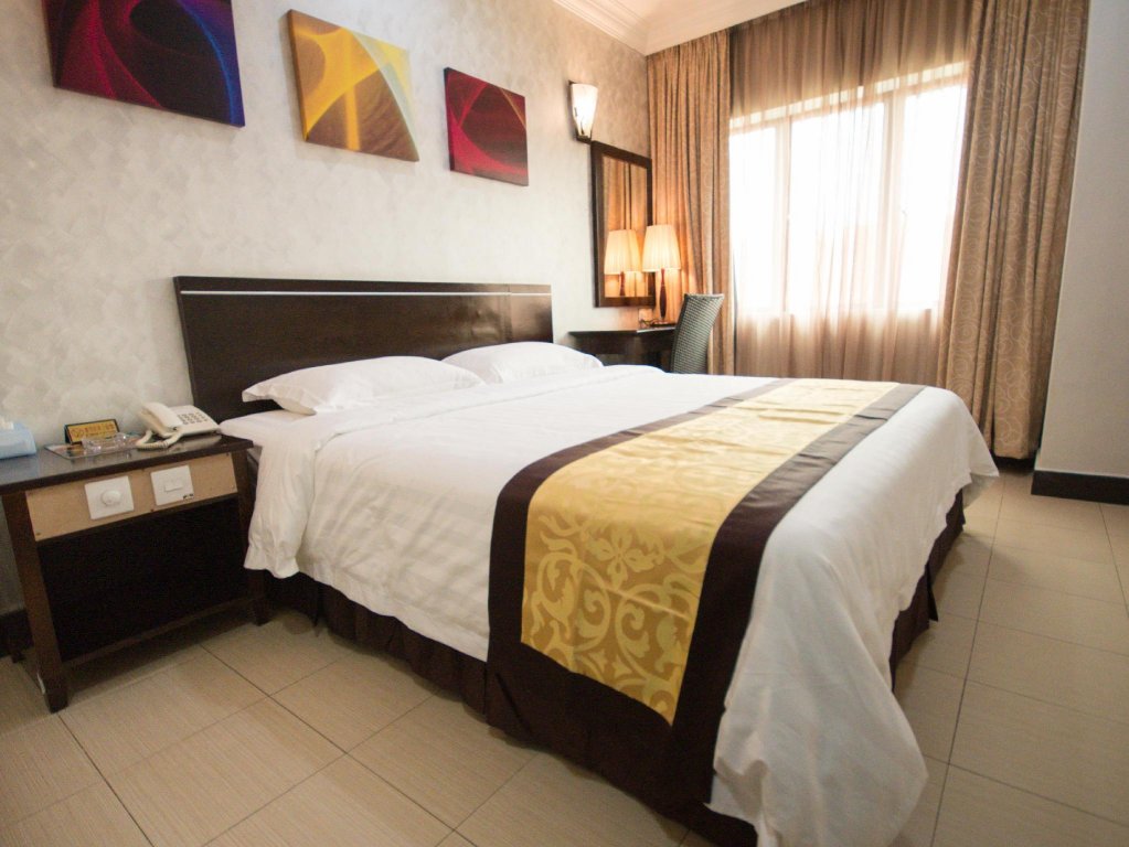 Фото Home 2 Hotel