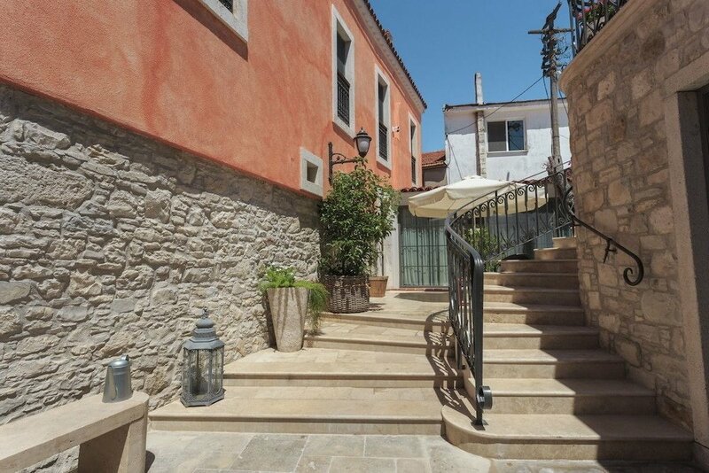 Гостиница Narimor Urla Butik Otel в Урле