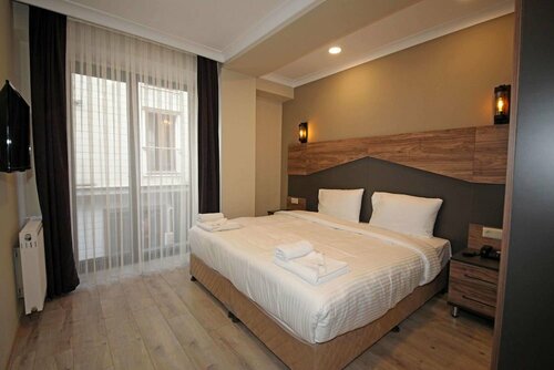 Гостиница Corner Suite в Бейоглу