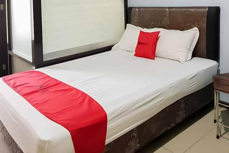 Hotel Formerly Reddoorz Pangeran Suryanata Samarinda, Samarinda, photo