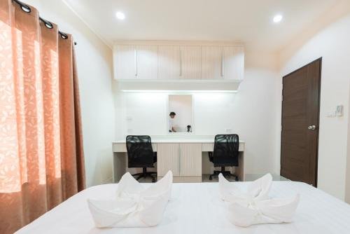 Фото At One Hotel Chiangrai