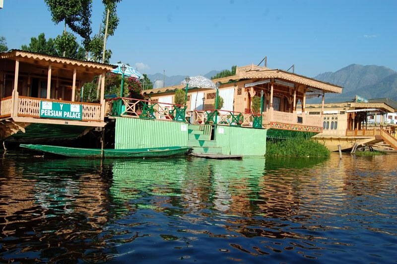 Гостиница Persian Group of Houseboats в Сринагаре