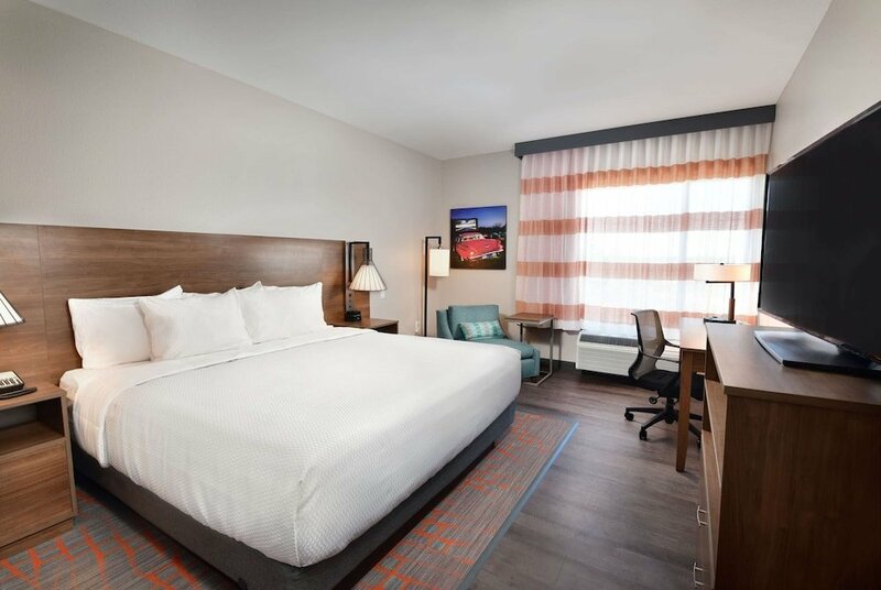 Гостиница La Quinta Inn & Suites by Wyndham Wisconsin Dells