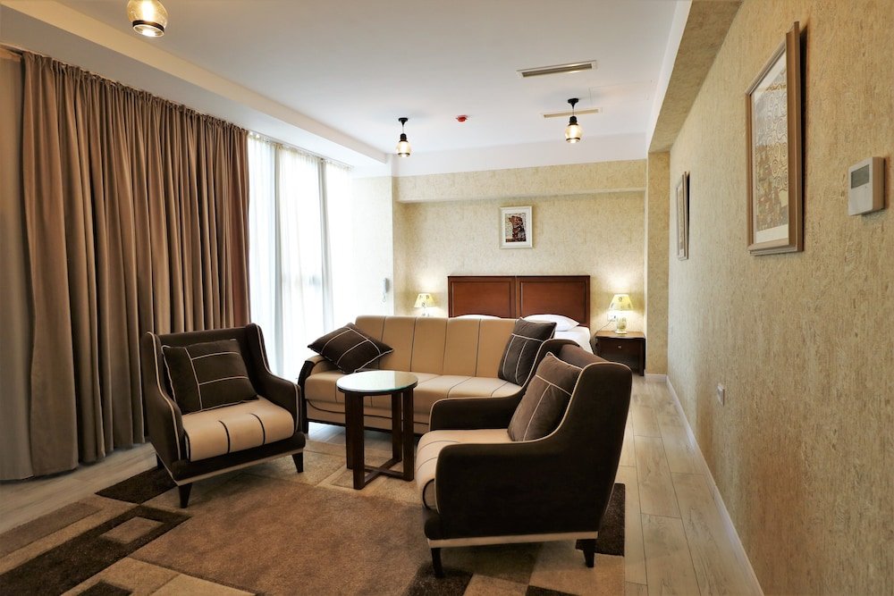 Фото Hotel Liberty Theatre