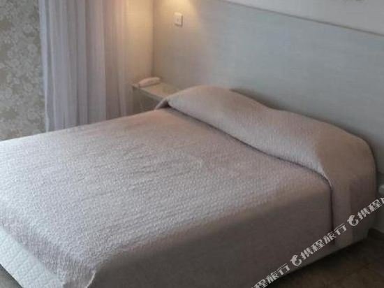 Фото Layiotis Hotel Apartments