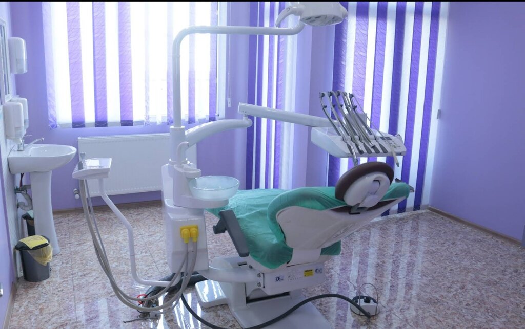Стоматологическая клиника La Dentika, Батуми, фото