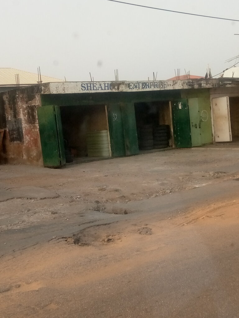 Auto accessories Sheahoo Enterprise, Accra, photo