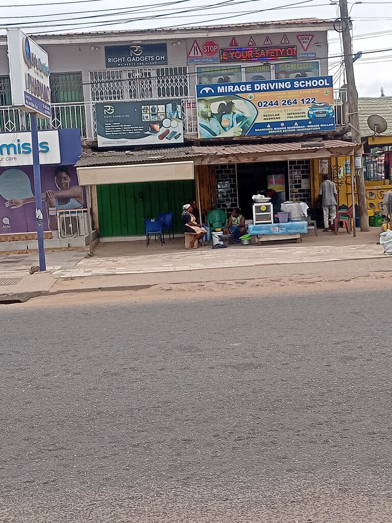 Driving school Miracle driving school, Accra, photo