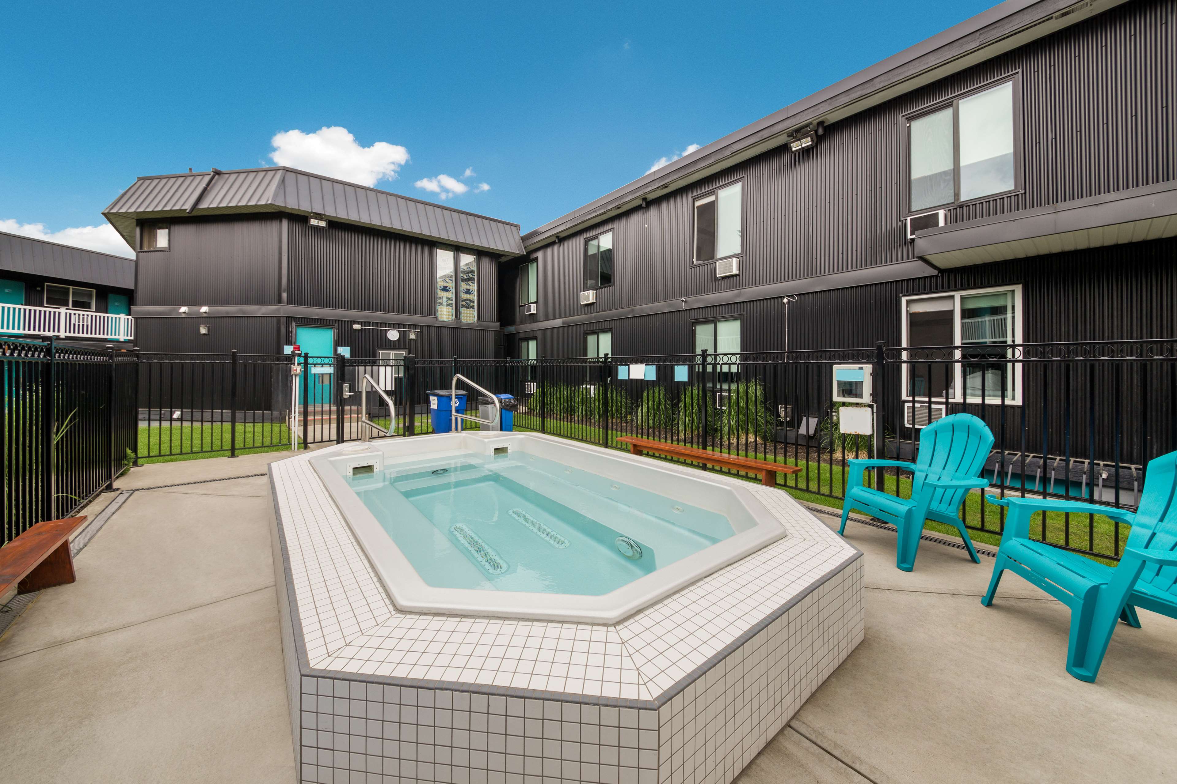 Фото Stoke Hotel SureStay Collection by Best Western