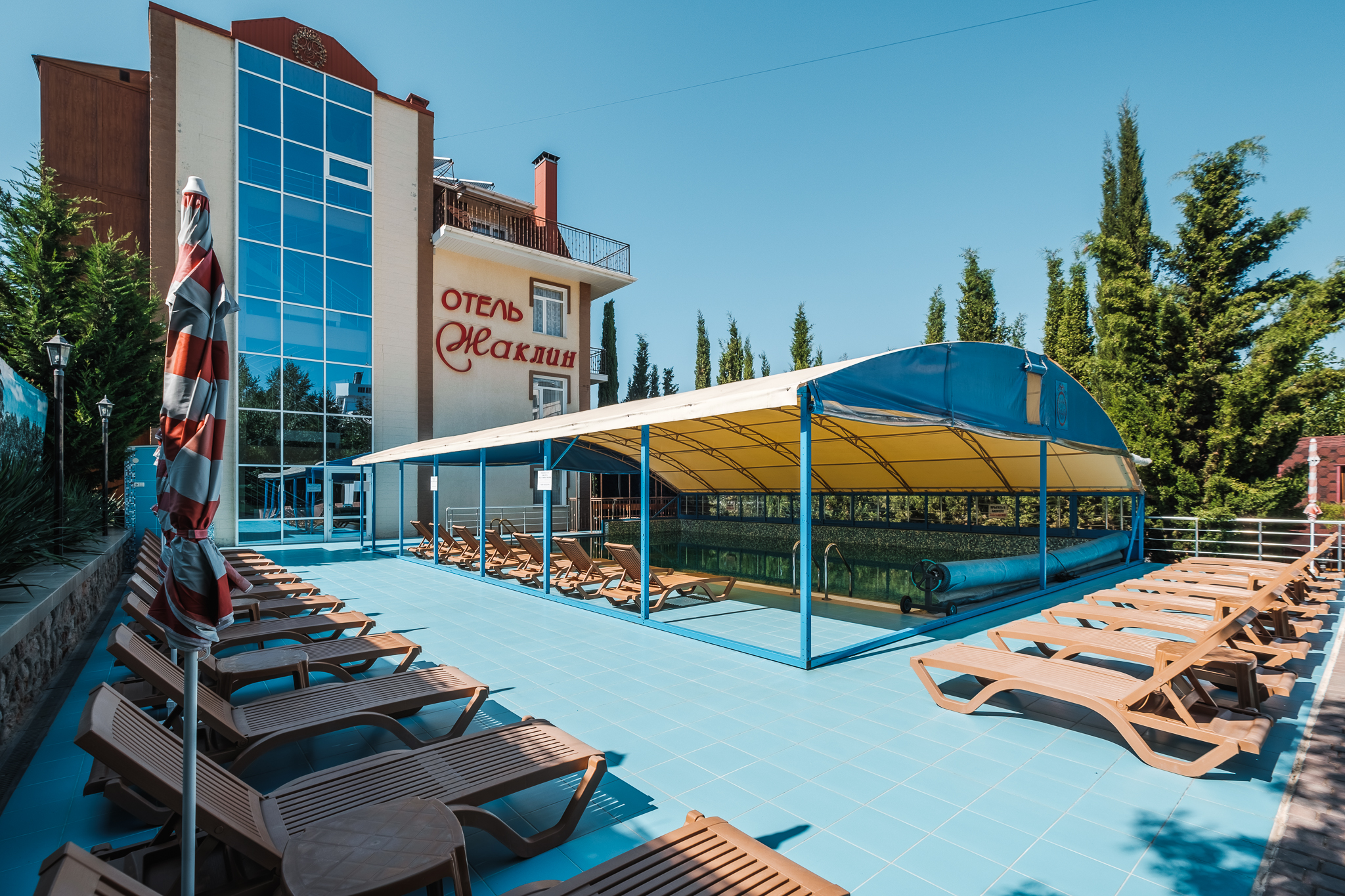 Фото отеля 2