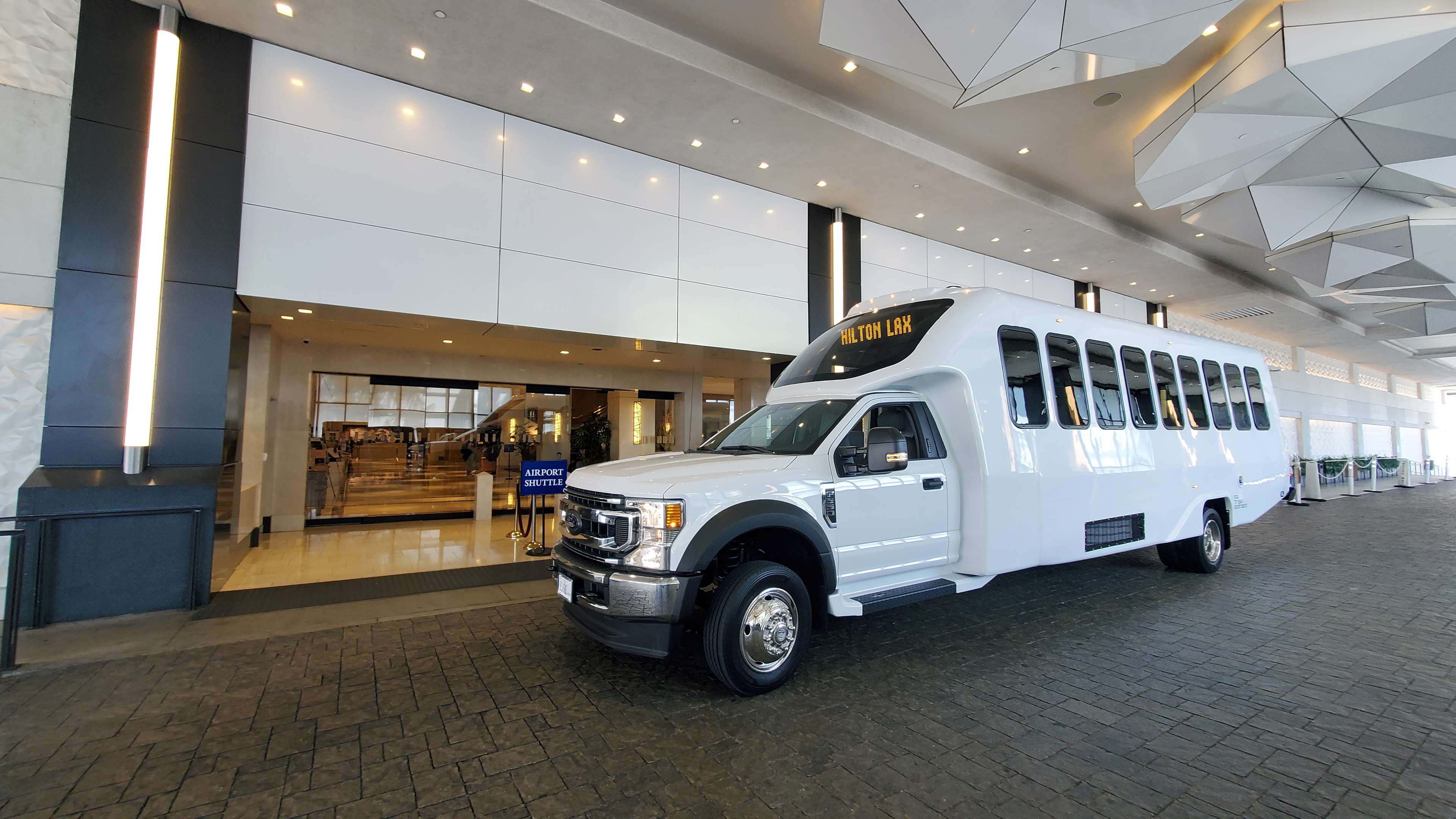 Фото Hilton Los Angeles Airport