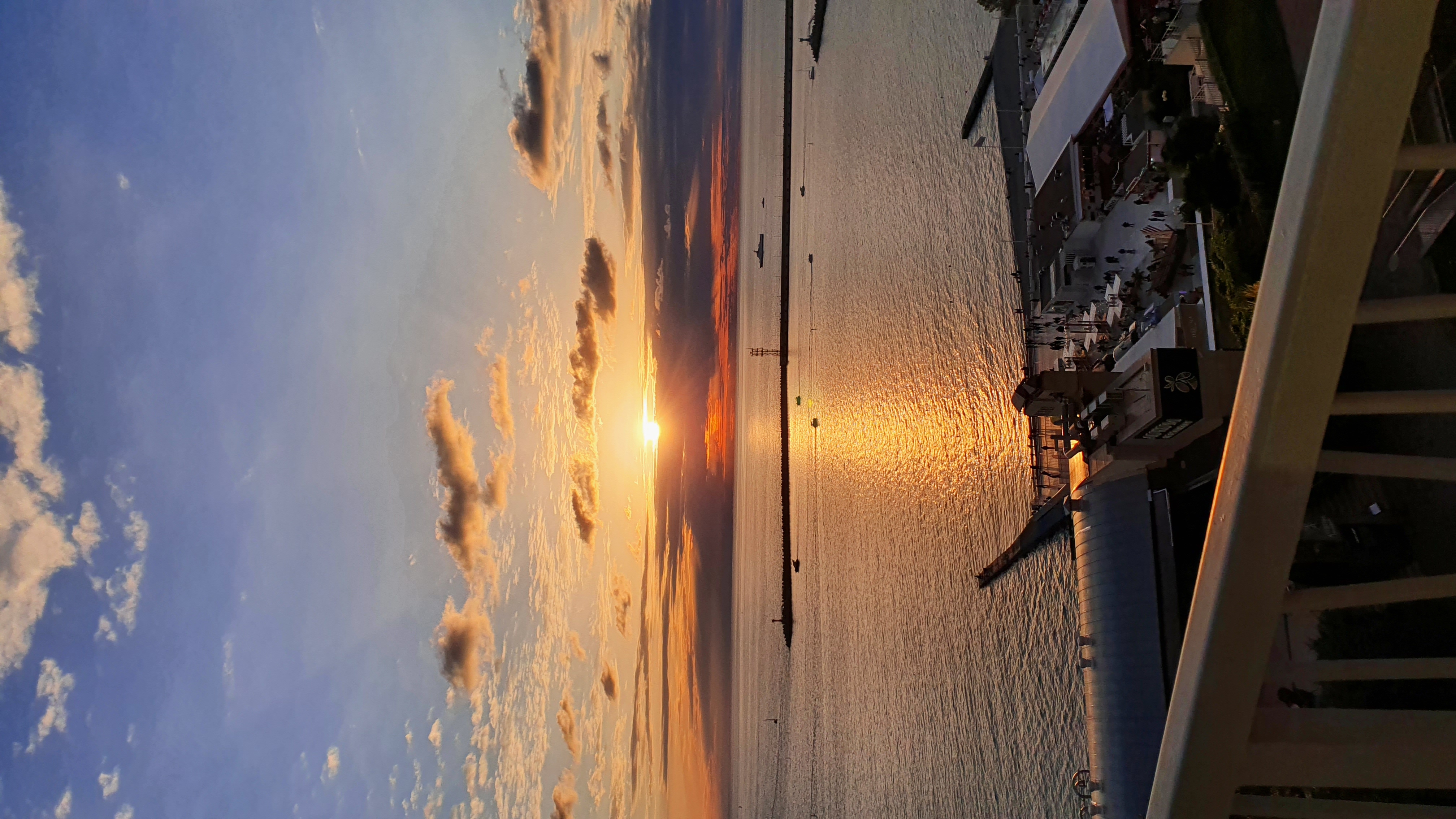 Фото Апарт-отель Юплаза