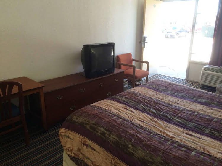 Фото DoubleTree by Hilton St. Louis Airport