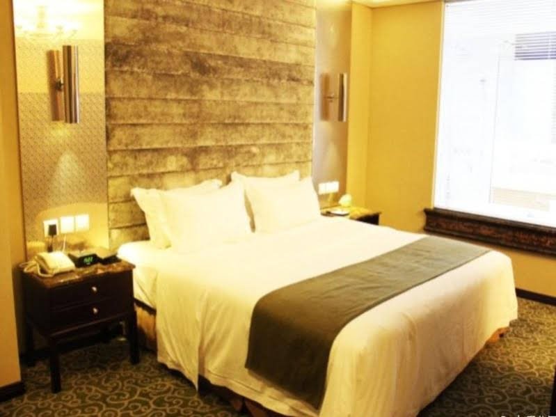 Фото Green Westdon Hotel