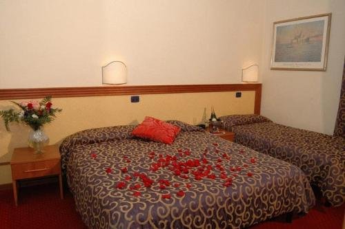 Фото Hotel Italia & Lombardi