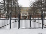 Губернаторская кадетская школа-интернат полиции (Krasnaya ulitsa, 23) ، مدرسة عسكرية