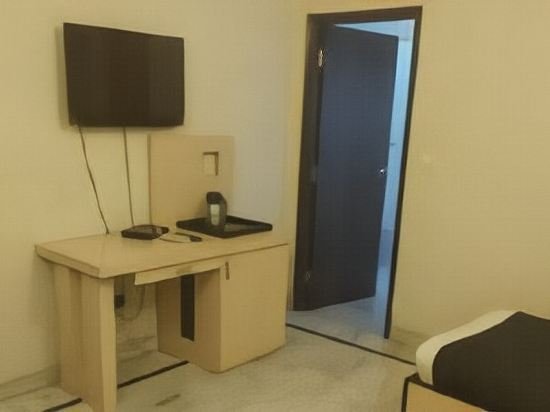 Фото Hotel Maharaja Residency