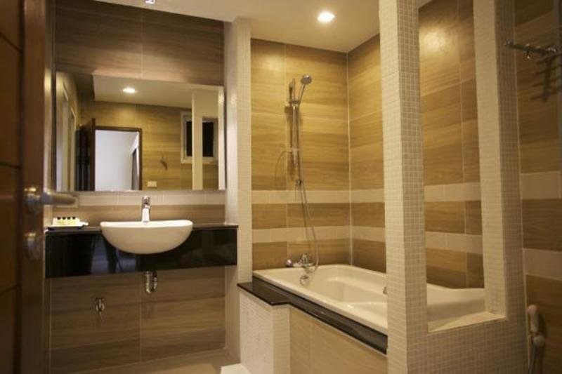 Фото April Suites