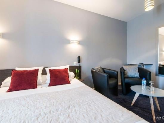 Фото Un Hôtel sur le Port