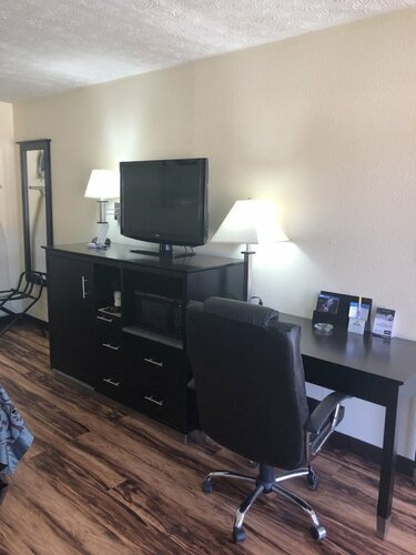 Гостиница Days Inn by Wyndham Douglasville-Atlanta-Fairburn Road