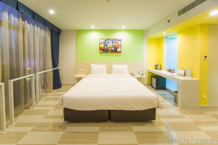 Фото Vatica Qingdao Licang Xiazhuang Hexie Plaza Hotel