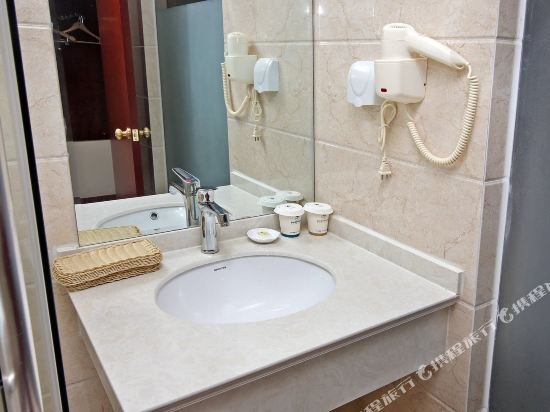 Фото GreenTree Inn Shanghai Songjiang District Sijing Town Sijing Metro Station Express Hotel